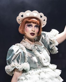 Hannah Dodd Headshot