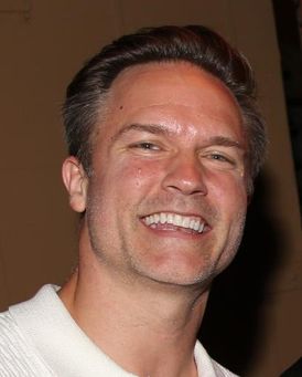 Scott Porter Headshot