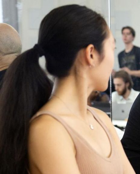 Angela Zhang Headshot