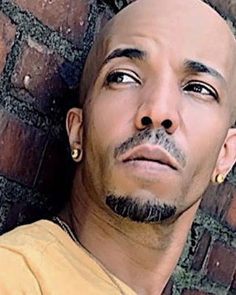 Tony Thomas Headshot