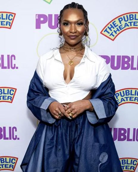 Teshomech Olenja Headshot