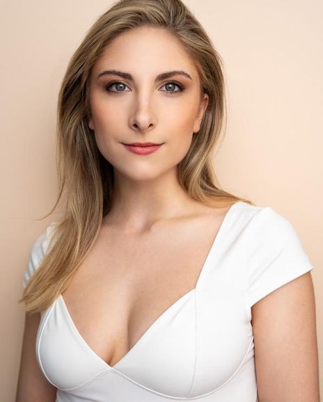 Cassie Maurer Headshot