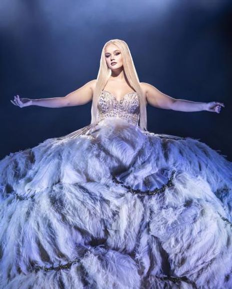 Jess Folley Headshot