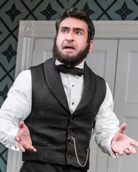 Kumail Nanjiani Headshot