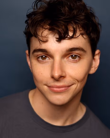 Sam Faulkner Headshot