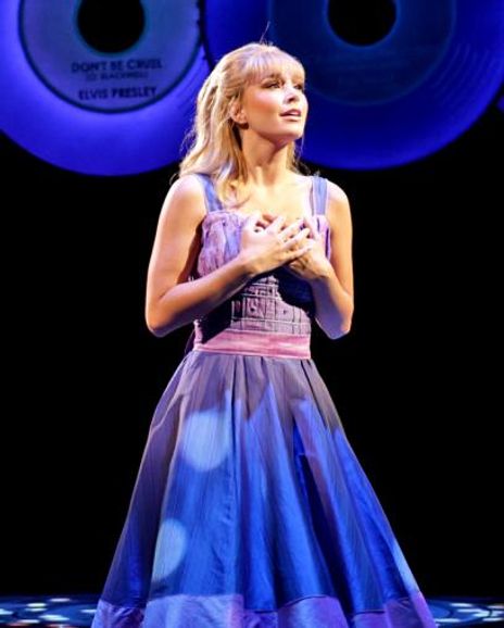 Caroline Siegrist Headshot