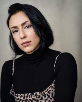 Danielle Chaves Headshot