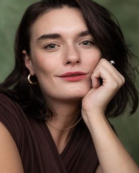 Olivia Caw Headshot