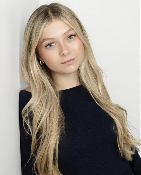 Ava Davis Headshot