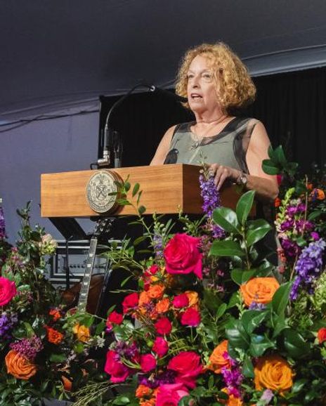 Susan Feldman Headshot