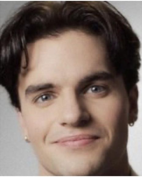 Nicholas Barrón Headshot