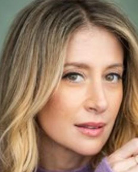 Caissie Levy Headshot