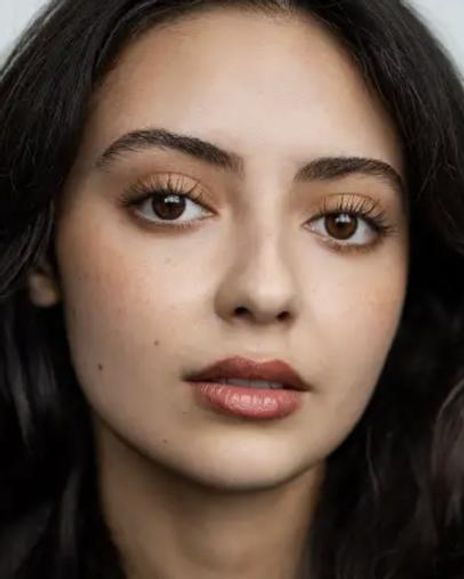 Isabella Esler Headshot