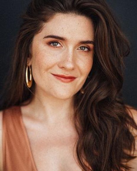 Julia Meadows Headshot