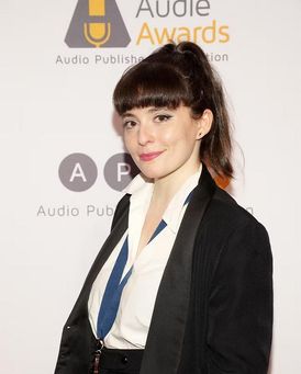 Helen Laser Headshot