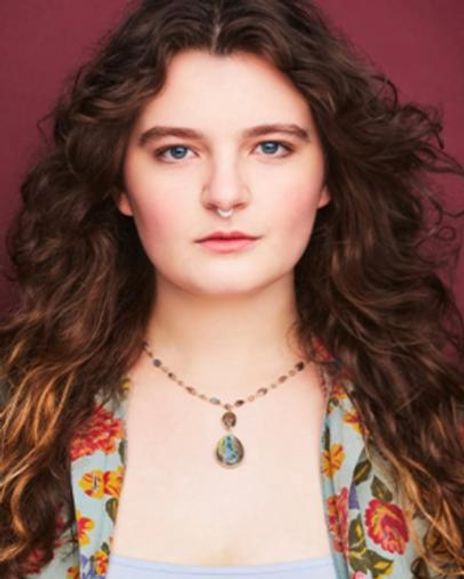 Grace Slear Headshot