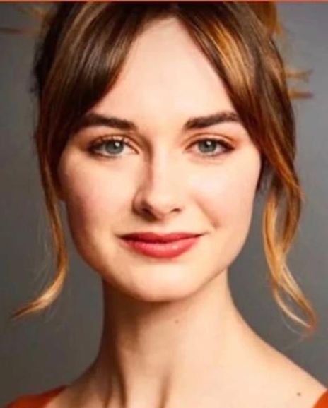 Audrey Corsa Headshot