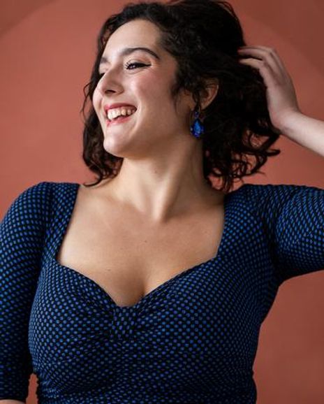 Grace Peña Headshot