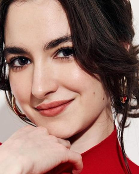 Hannah Cruz Headshot