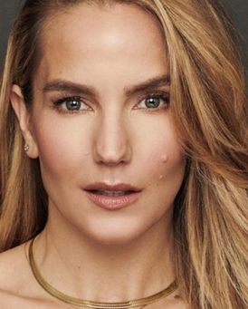 Katie Webber Headshot