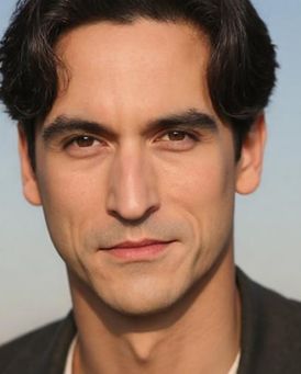 Sean MacLaughlin Headshot