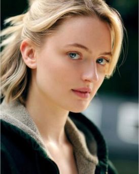 Olivia Reis Headshot