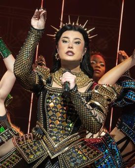 Emma Elizabeth Smith Headshot