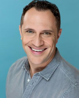 Craig Allen Smith Headshot