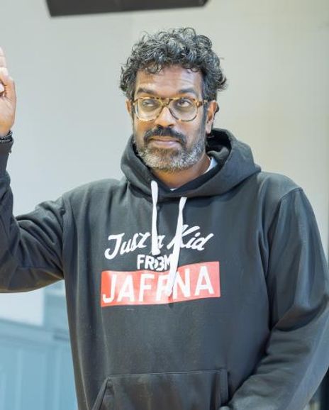 Romesh Ranganathan Headshot