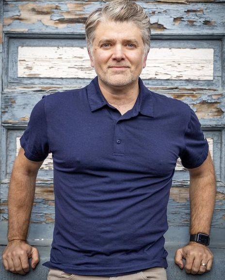 Andrew Zahn Headshot