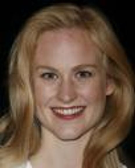 Heidi Armbruster Headshot