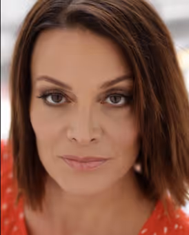 Jennifer Engstrom Headshot