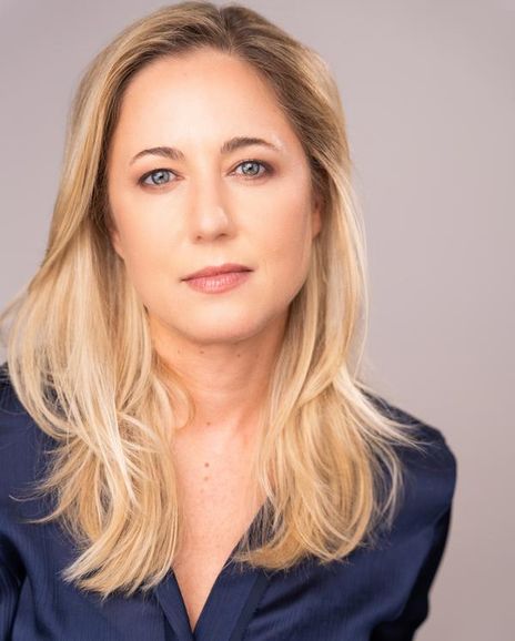 Eve Danzeisen Headshot