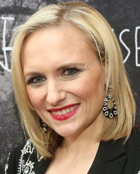 Haley Swindal Headshot