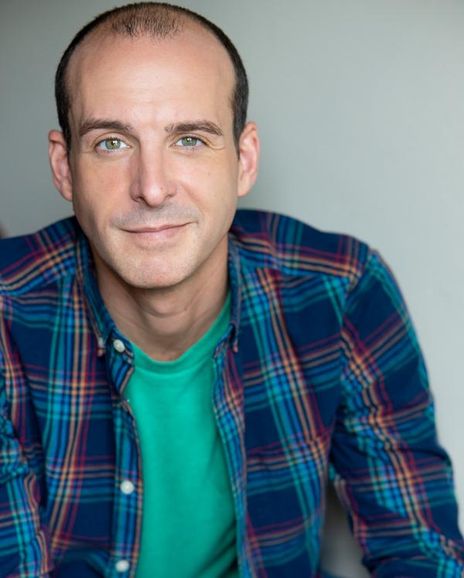 Stephen Schellhardt Headshot