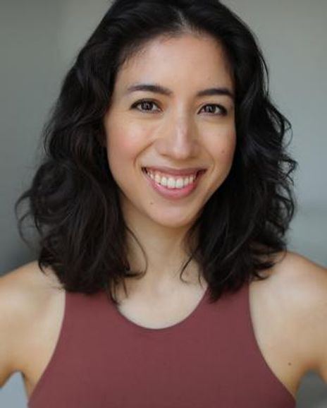 Kim Savarino Headshot