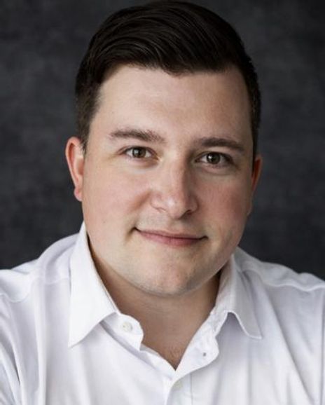 Eric Luchen Headshot