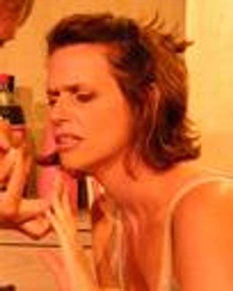 Amy Landecker Headshot