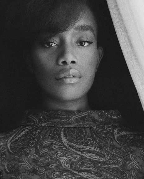 Tiffany Tenille Headshot