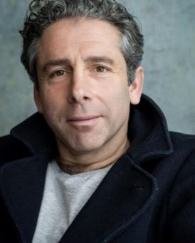 Elliot Levey Headshot