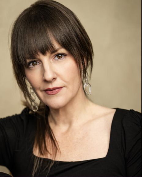 Eleanor Handley Headshot