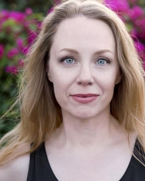 Kim Schroeder Long Headshot