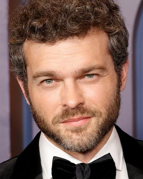 Alden Ehrenreich Headshot