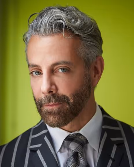 Tom Leonardis Headshot