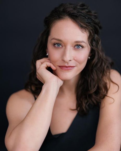 Cortney Newell Headshot