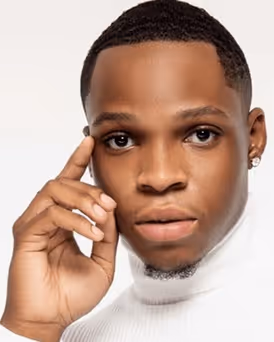 Bryce Farris Headshot