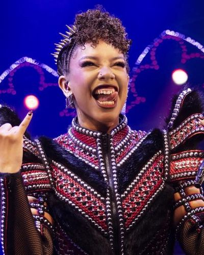 Freya Karlettis Headshot