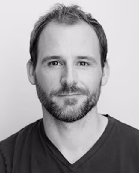 Eric Coles Headshot