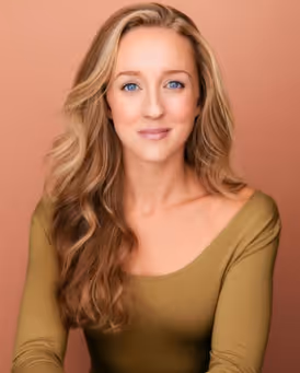 Becca Petersen Headshot