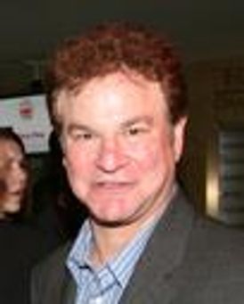 Robert Wuhl Headshot